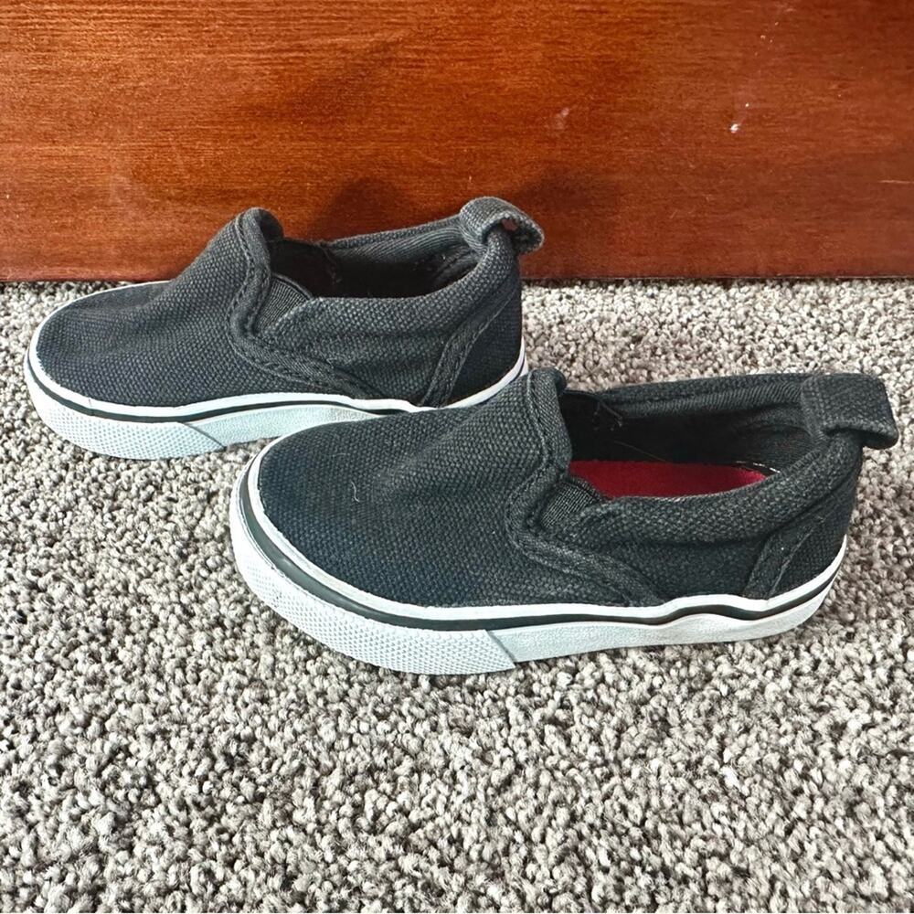 Boys Cherokee Black Slip-On Sneakers | Size 5 | Easy On Casual Shoes